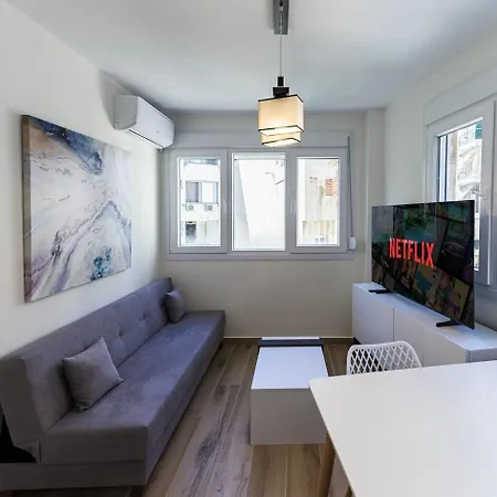 Bright 1br For 3 Fast Wifi Smart Tv Διαμέρισμα